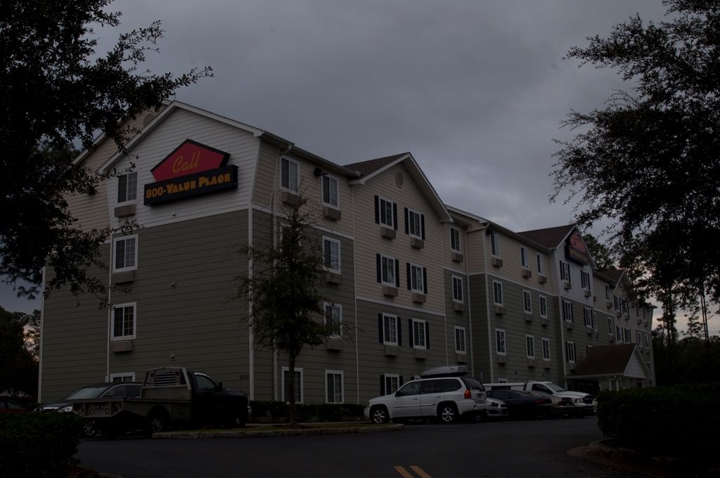 Woodspring Suites Ocala Bagian luar foto