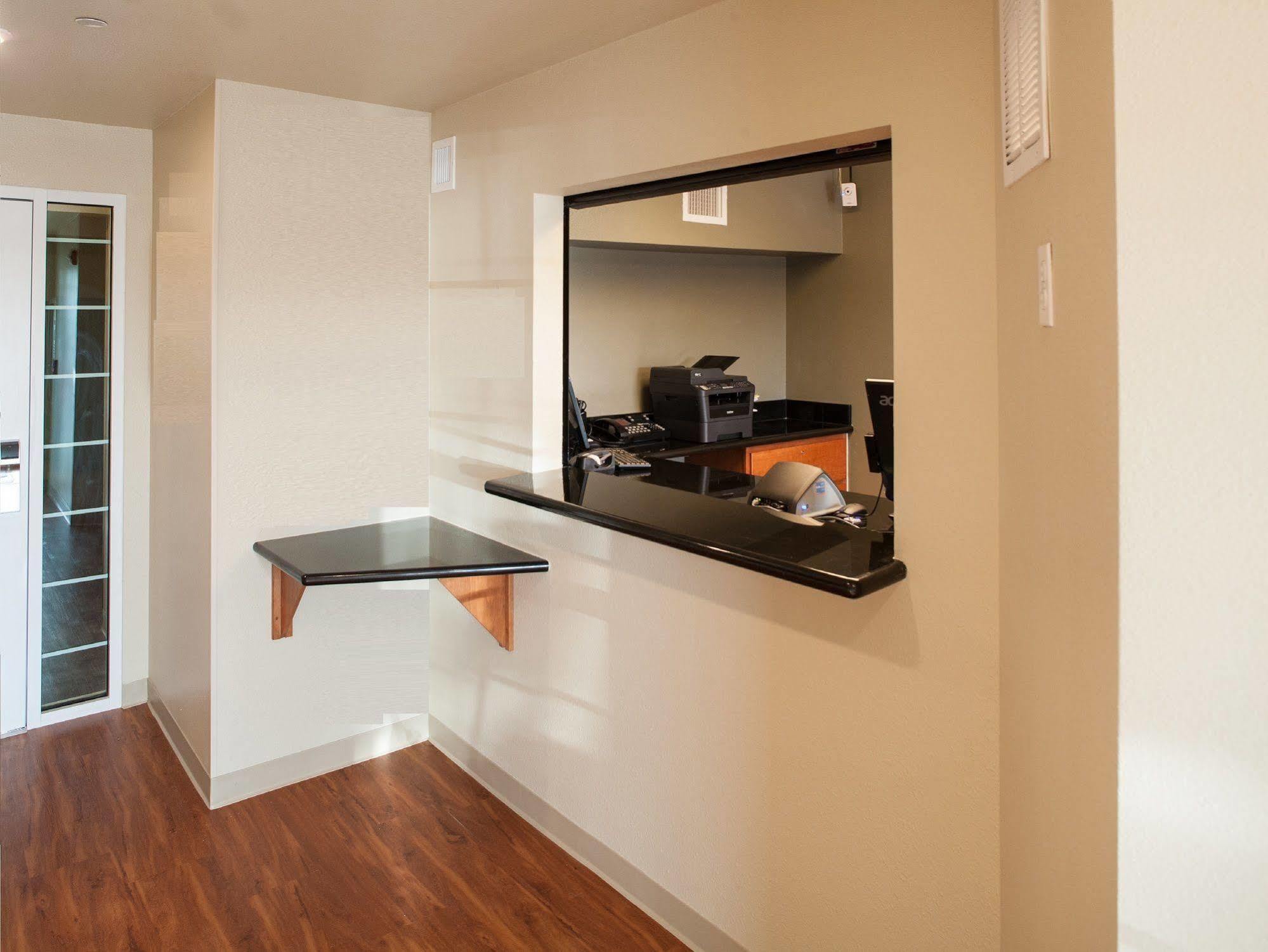 Woodspring Suites Ocala Bagian luar foto